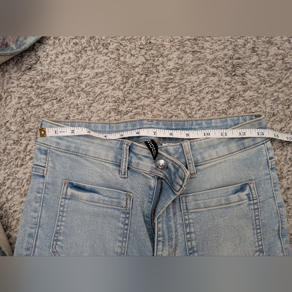High Waisted Light Blue Flare Jeans With Front Pockets - Picture 4 of 8